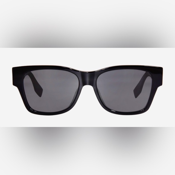 NWT FENDI 40081 EMBELLISHED O’LOCK LOGO DETAILING BLACK FF TEMPLE SUNGLASSES - Picture 8 of 17